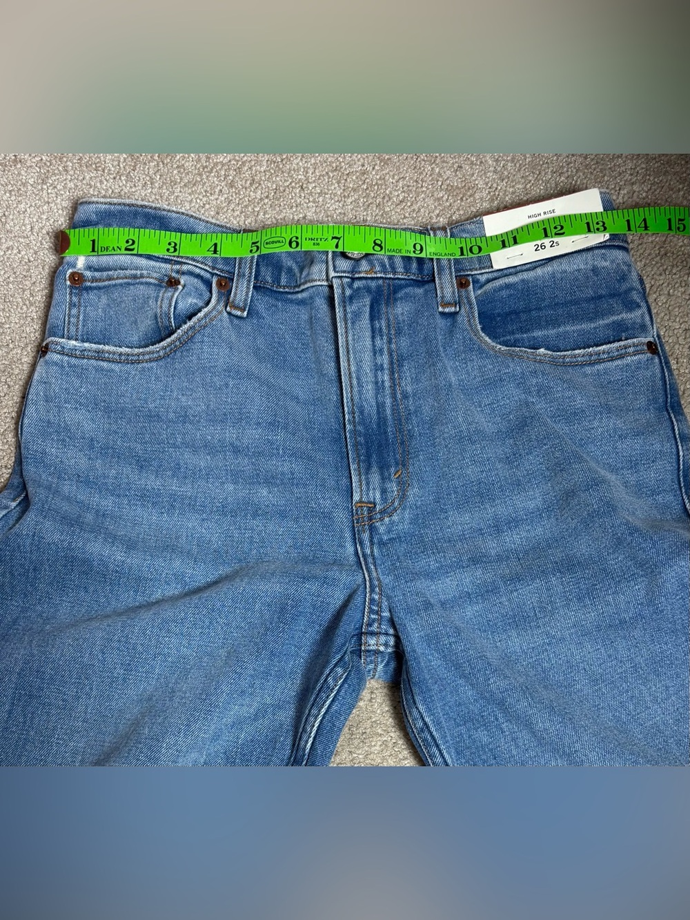 Abercrombie & Fitch High-Rise The Mom Jean 26S 2S NWT - Picture 5 of 6
